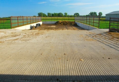 Dry Stacks / Manure Bays