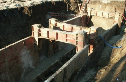 Vinton Highlands Trunk Sewer – Design-Build _ Peoria, Illinois